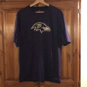 Majestic Mens Large Shirt - Never Worn